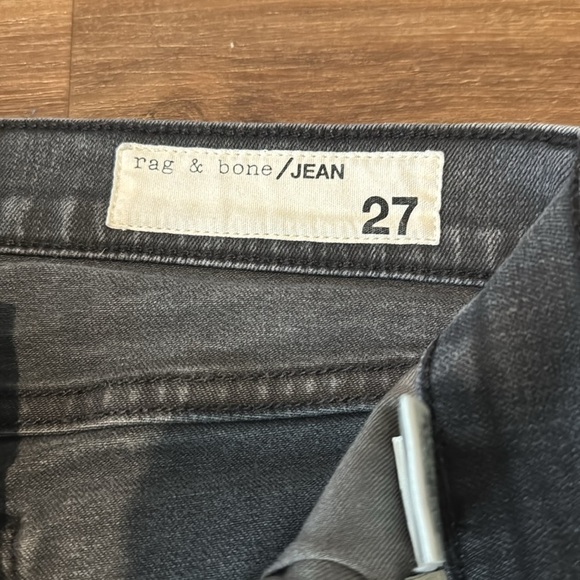 Rag & Bone Crop Flare Raw Hem Jean In Blackthorne Wash. Size 27 - Picture 5 of 8